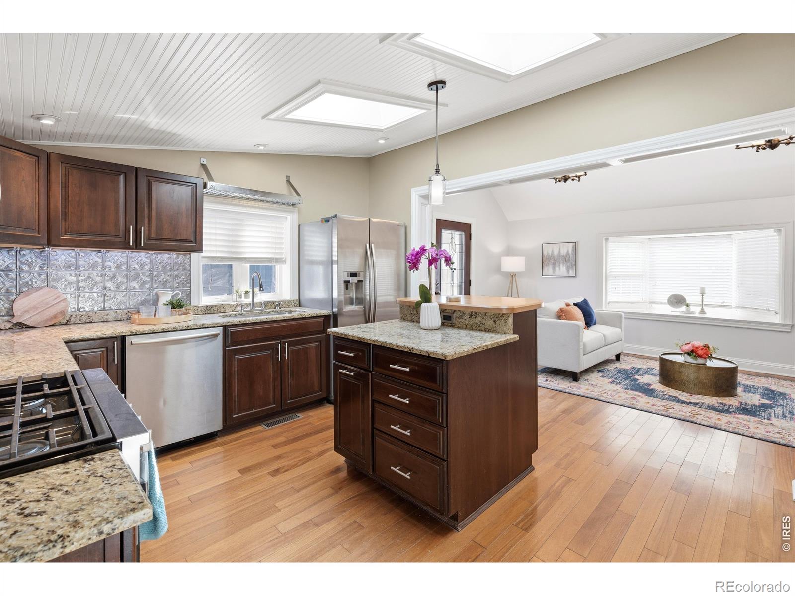 MLS Image #7 for 936  6th street,berthoud, Colorado
