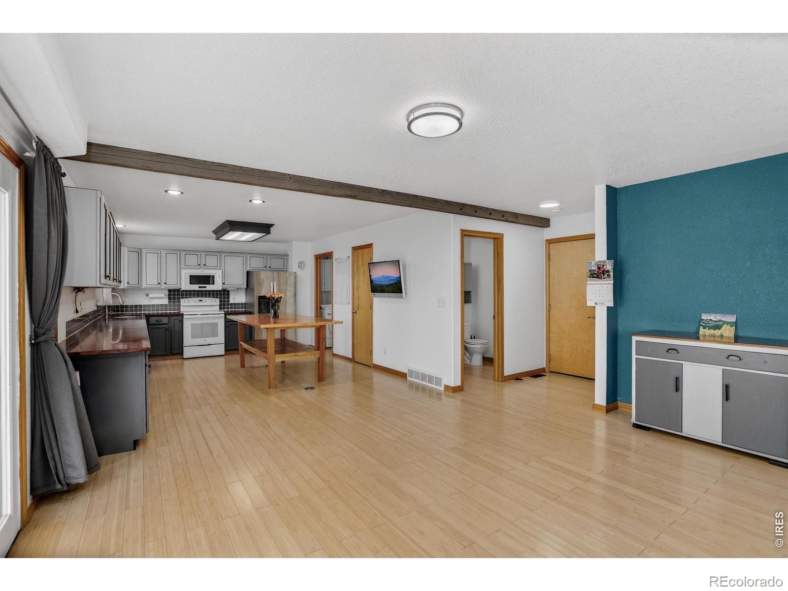 MLS Image #11 for 145  falcon circle,mead, Colorado