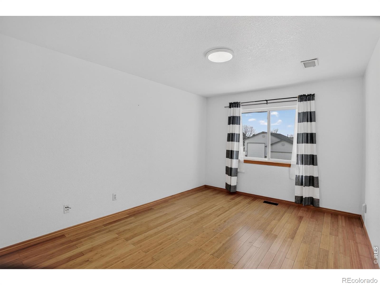 MLS Image #23 for 145  falcon circle,mead, Colorado