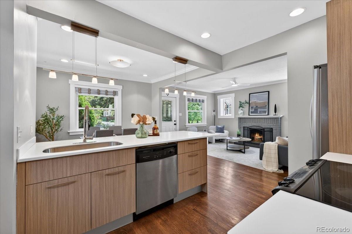 MLS Image #14 for 1331  bellaire street,denver, Colorado