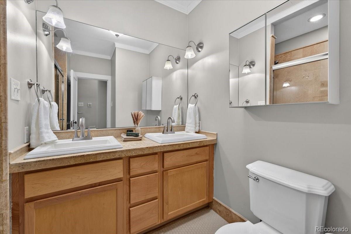 MLS Image #21 for 1331  bellaire street,denver, Colorado