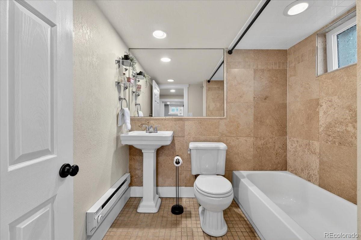 MLS Image #31 for 1331  bellaire street,denver, Colorado