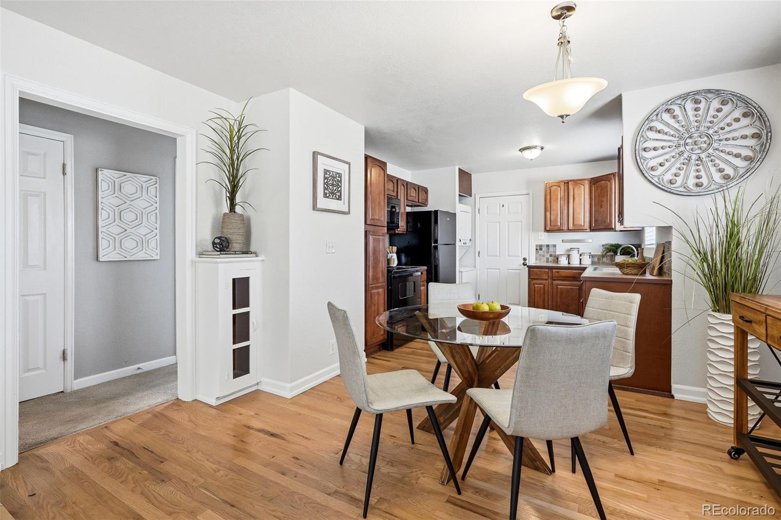 MLS Image #10 for 2701 w 1st avenue,denver, Colorado