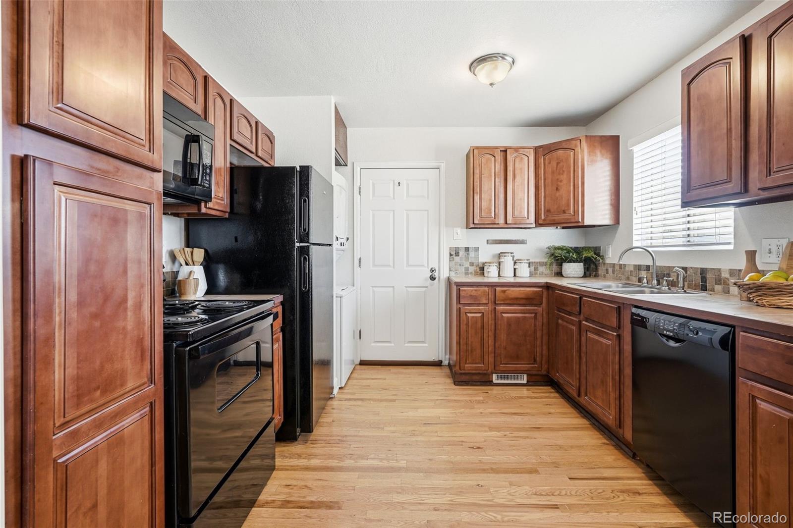 MLS Image #3 for 2701 w 1st avenue,denver, Colorado