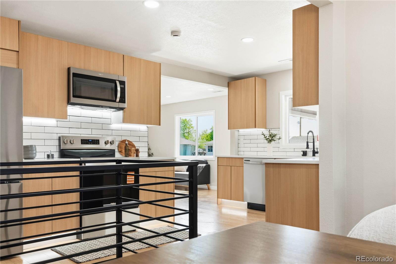 MLS Image #12 for 893 s tejon street,denver, Colorado