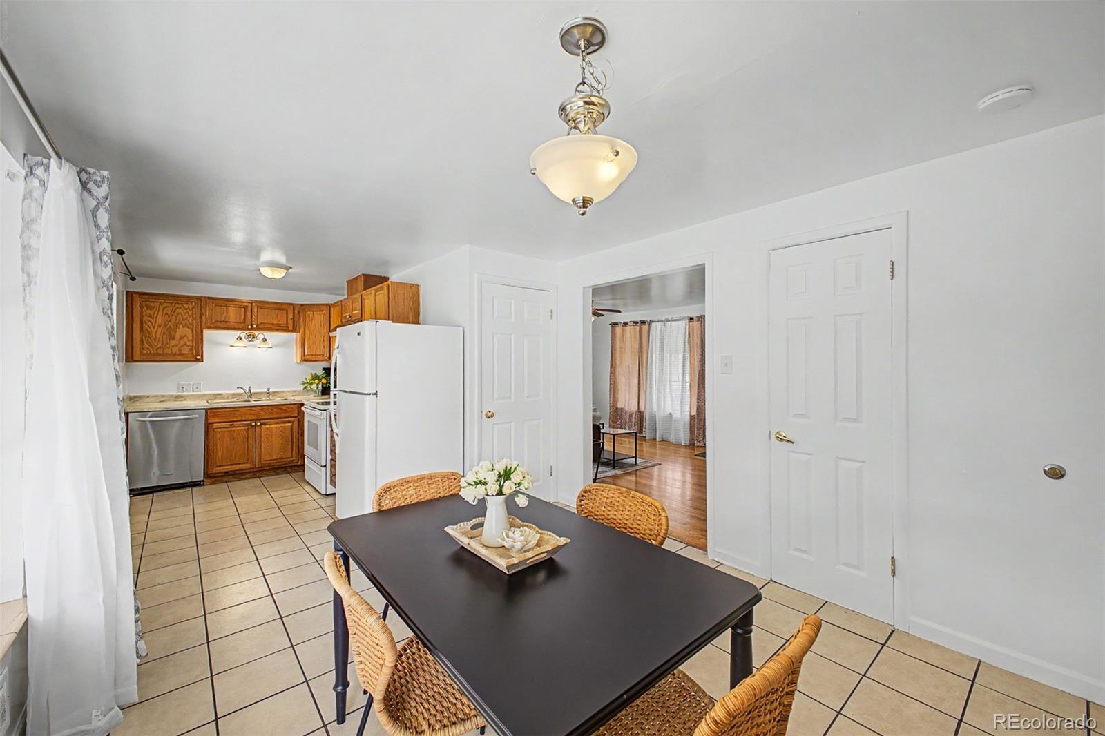 MLS Image #10 for 565  florence street,aurora, Colorado