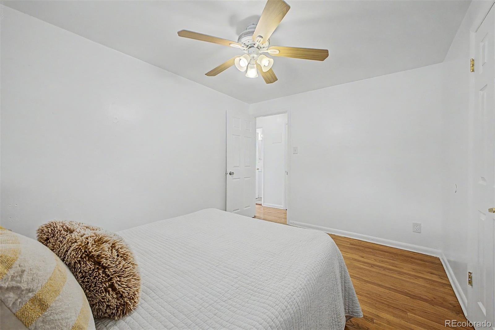 MLS Image #18 for 565  florence street,aurora, Colorado