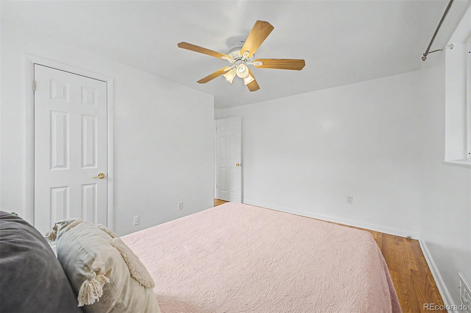 MLS Image #21 for 565  florence street,aurora, Colorado