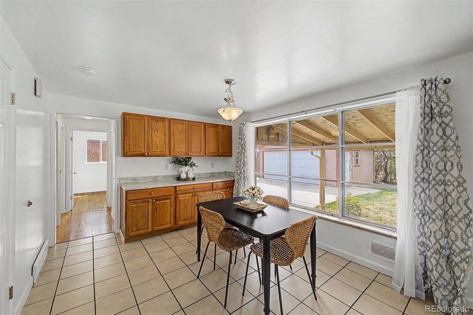 MLS Image #9 for 565  florence street,aurora, Colorado