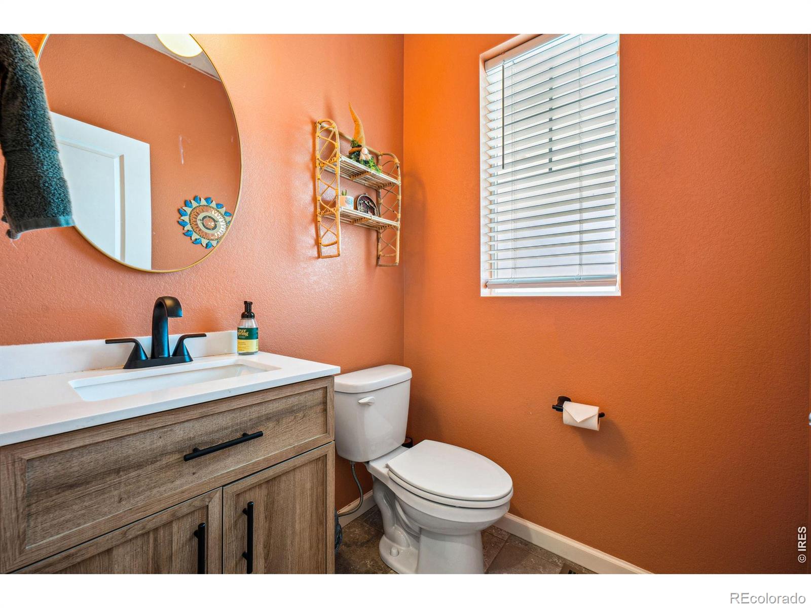 MLS Image #15 for 376  country road,berthoud, Colorado