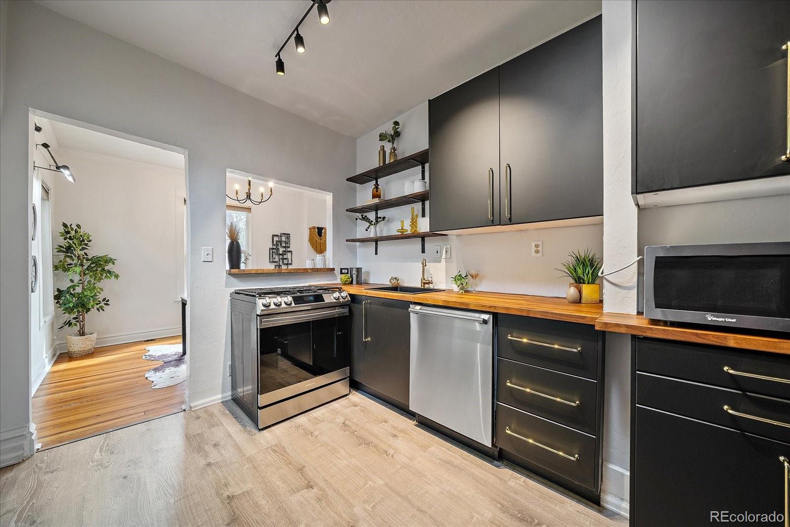 MLS Image #7 for 596 s pennsylvania street,denver, Colorado