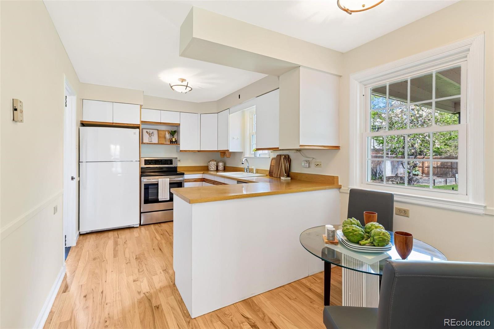 MLS Image #10 for 660  krameria street,denver, Colorado