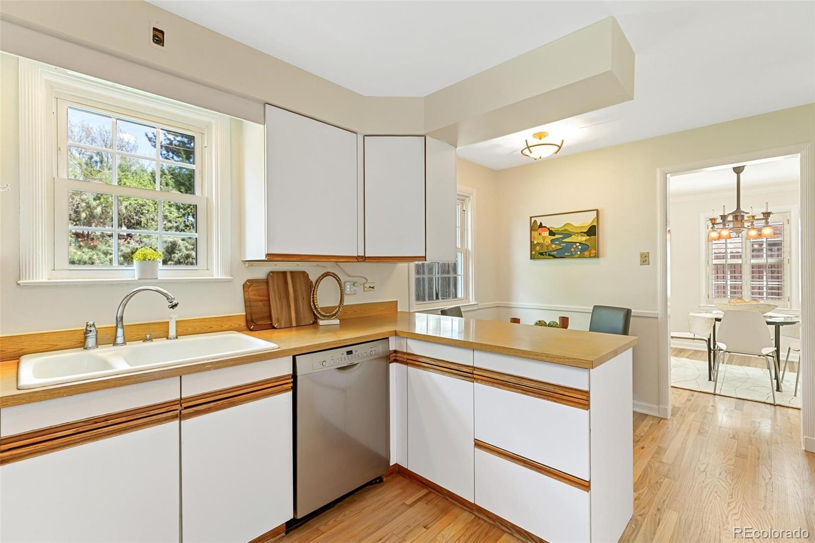 MLS Image #15 for 660  krameria street,denver, Colorado