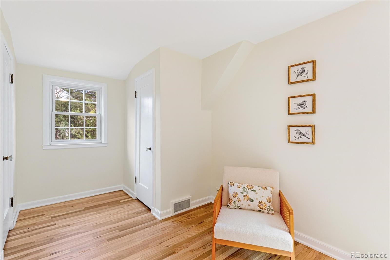 MLS Image #22 for 660  krameria street,denver, Colorado