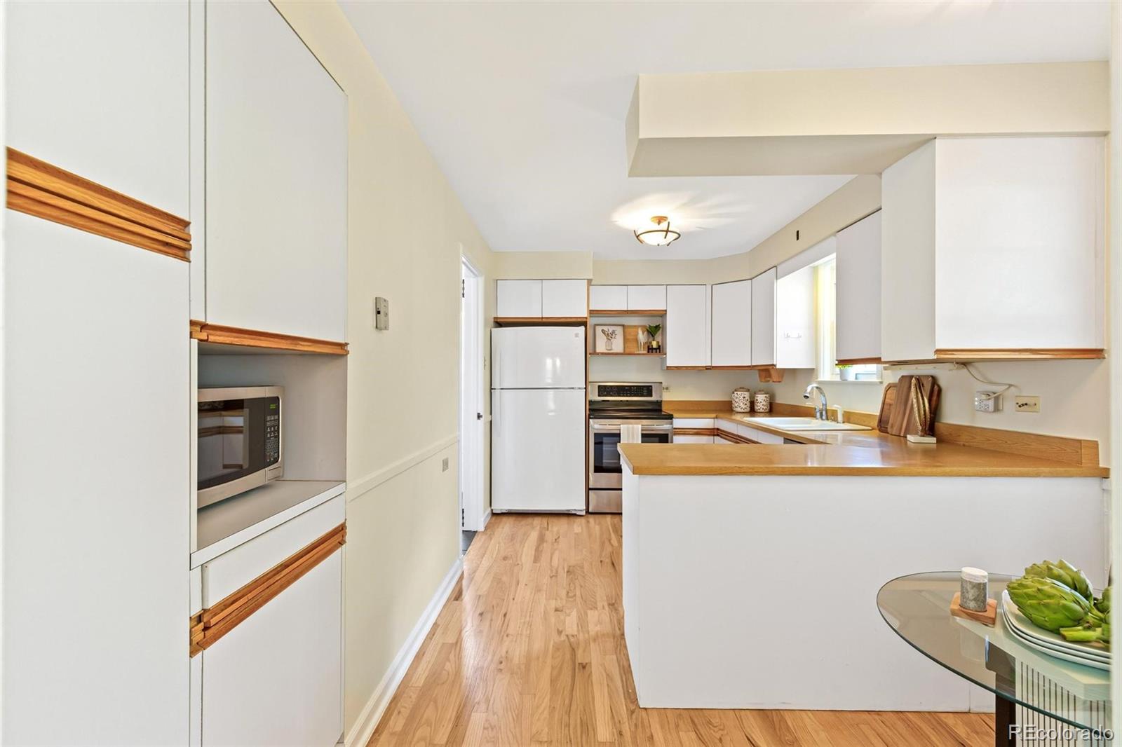 MLS Image #9 for 660  krameria street,denver, Colorado