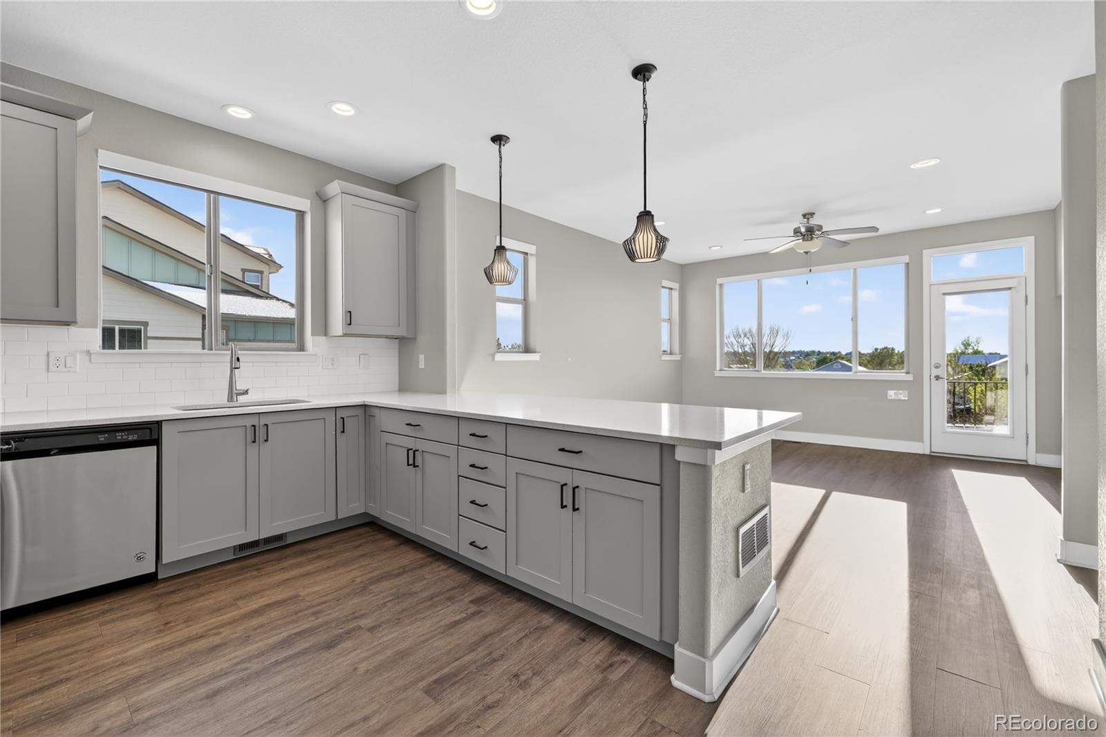 MLS Image #5 for 3553 s lisbon court ,aurora, Colorado