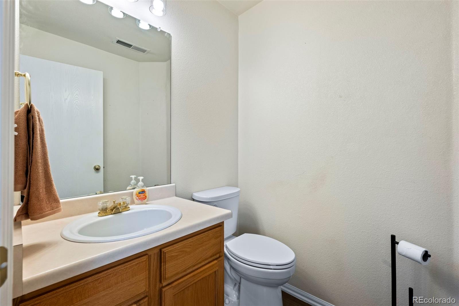 MLS Image #9 for 125  brittany court,dacono, Colorado