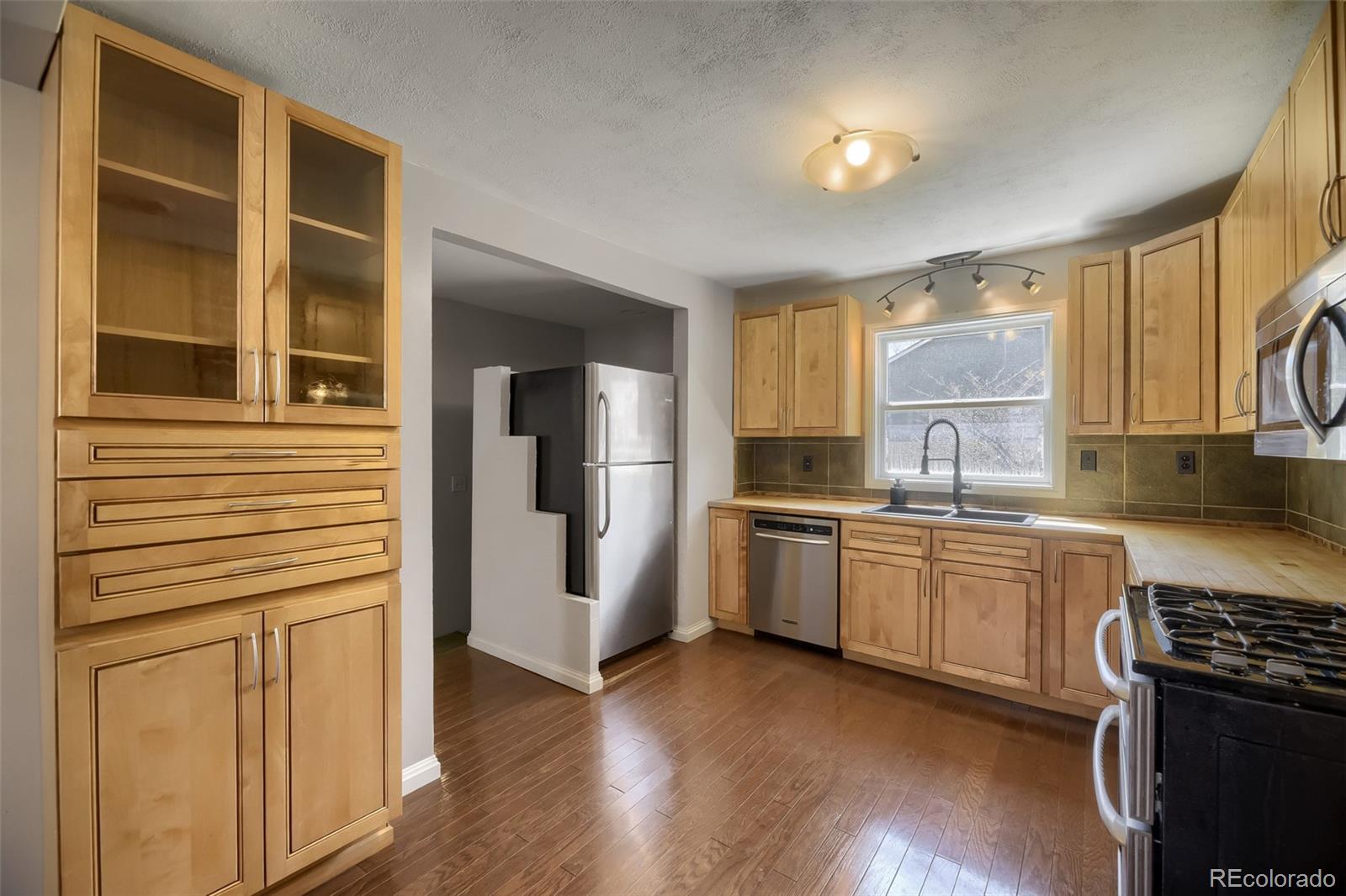 MLS Image #13 for 4058 s lincoln street,englewood, Colorado