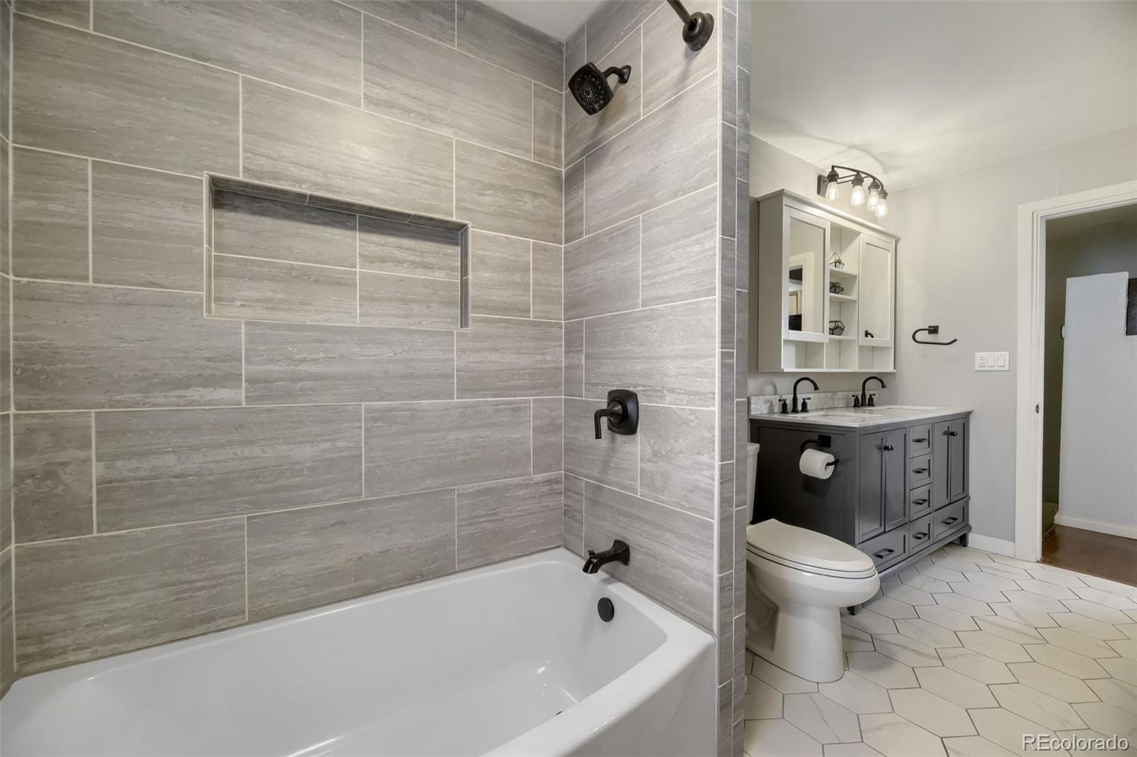 MLS Image #16 for 4058 s lincoln street,englewood, Colorado