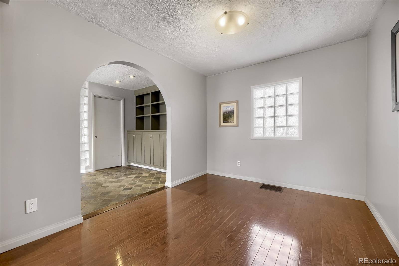 MLS Image #17 for 4058 s lincoln street,englewood, Colorado