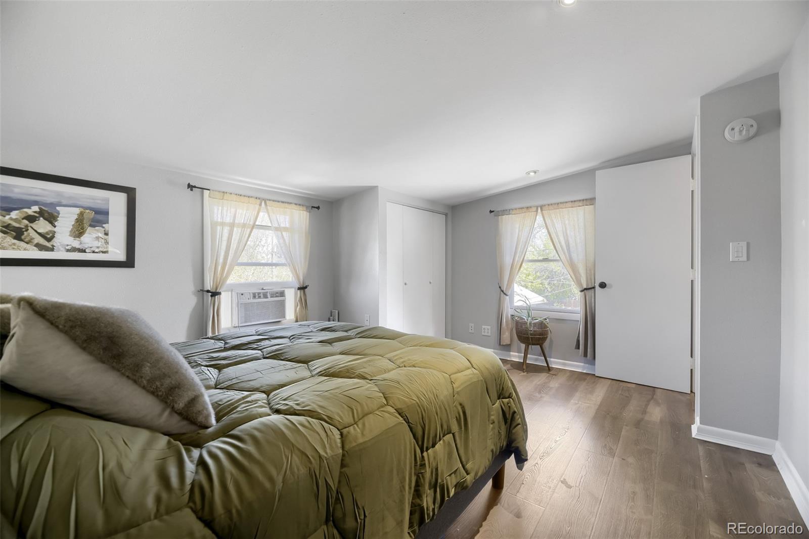 MLS Image #20 for 4058 s lincoln street,englewood, Colorado