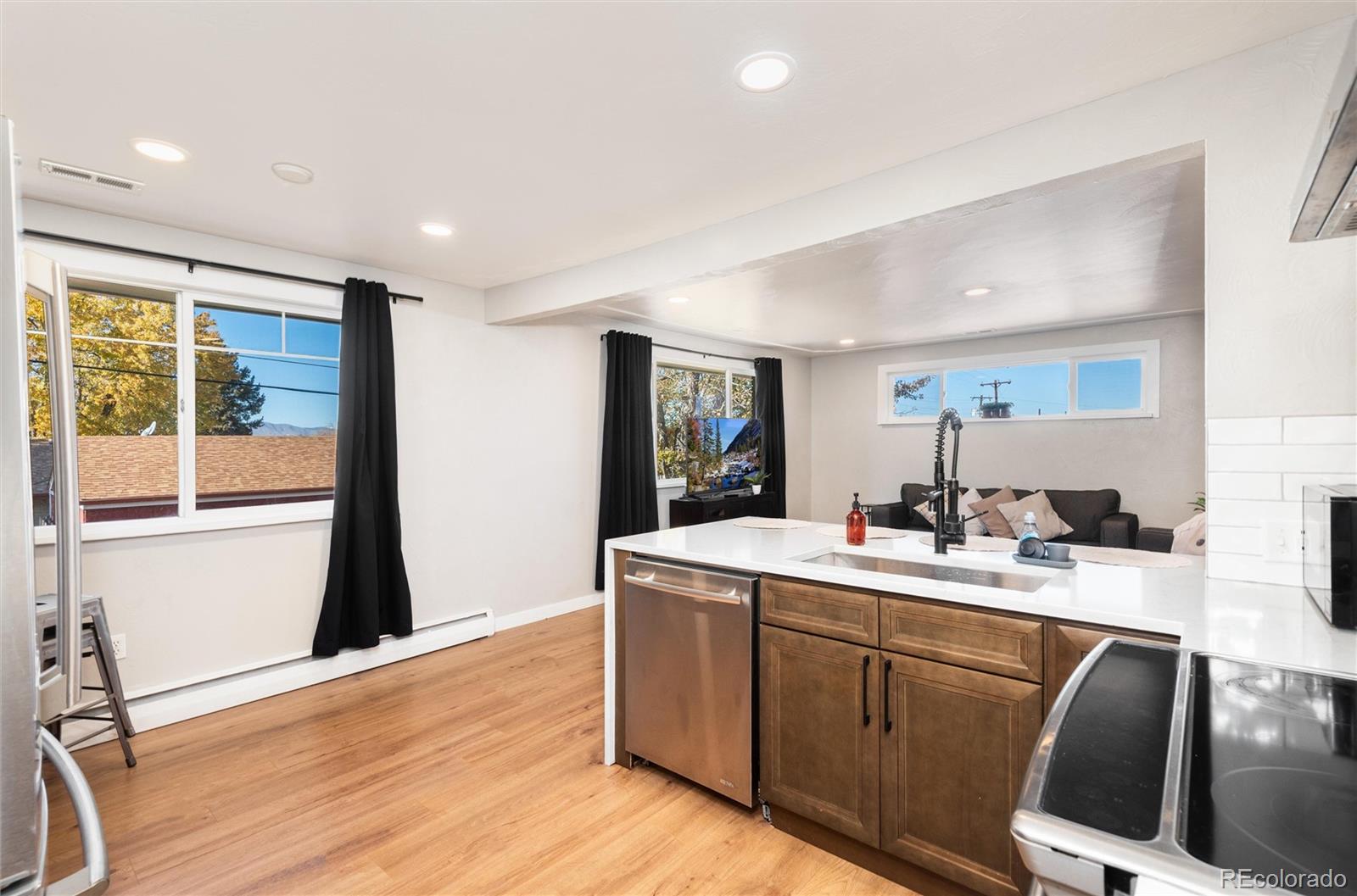 MLS Image #13 for 1600 w sheri lane,littleton, Colorado