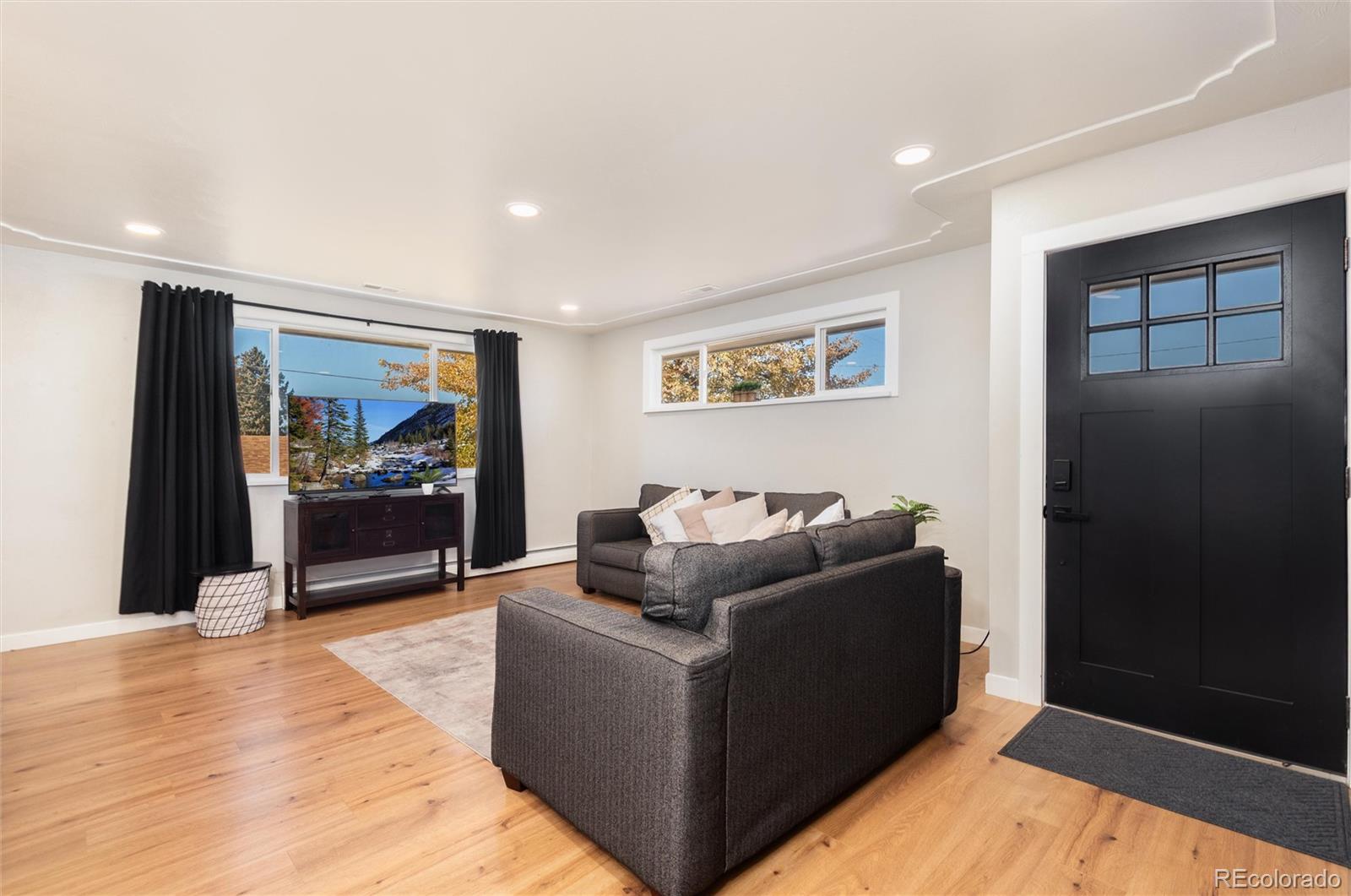 MLS Image #4 for 1600 w sheri lane,littleton, Colorado