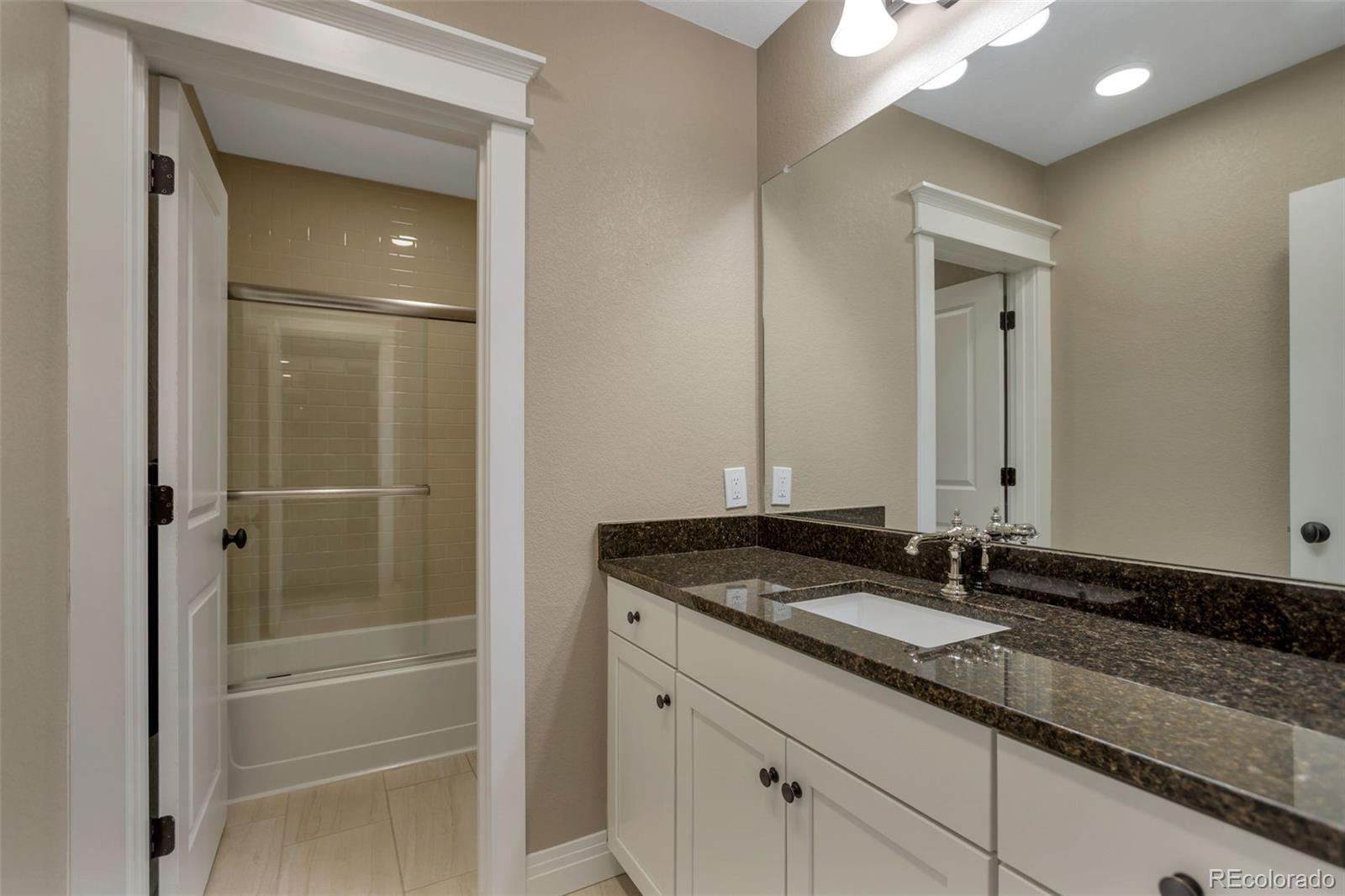 MLS Image #25 for 90  niagara street,denver, Colorado