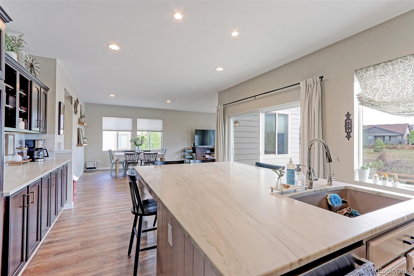 MLS Image #6 for 11072  telluride street,commerce city, Colorado