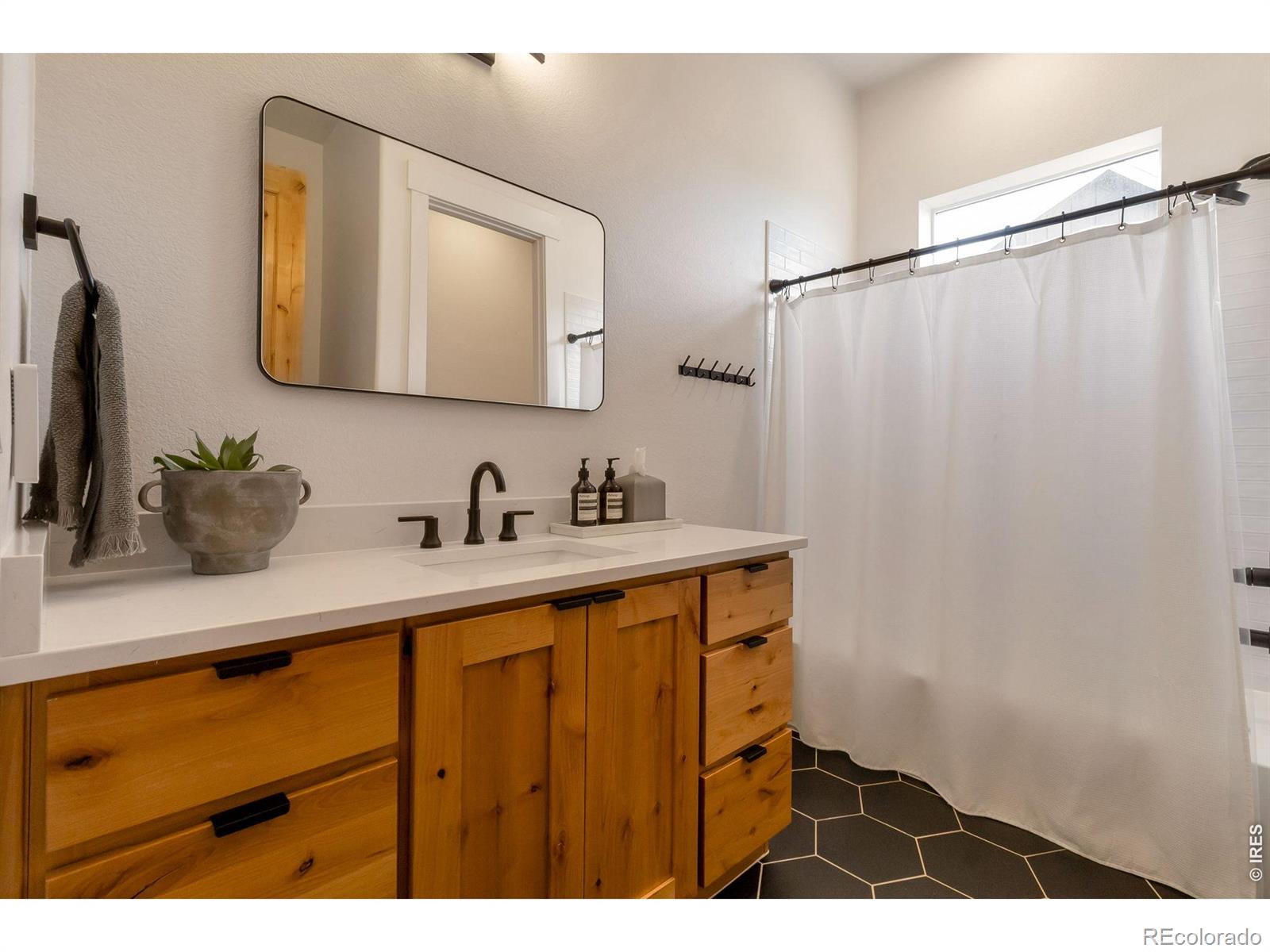 MLS Image #18 for 1997  orchard bloom drive,windsor, Colorado