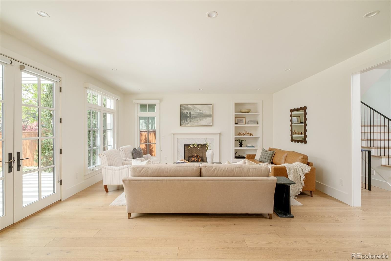 MLS Image #14 for 2467 s milwaukee street,denver, Colorado