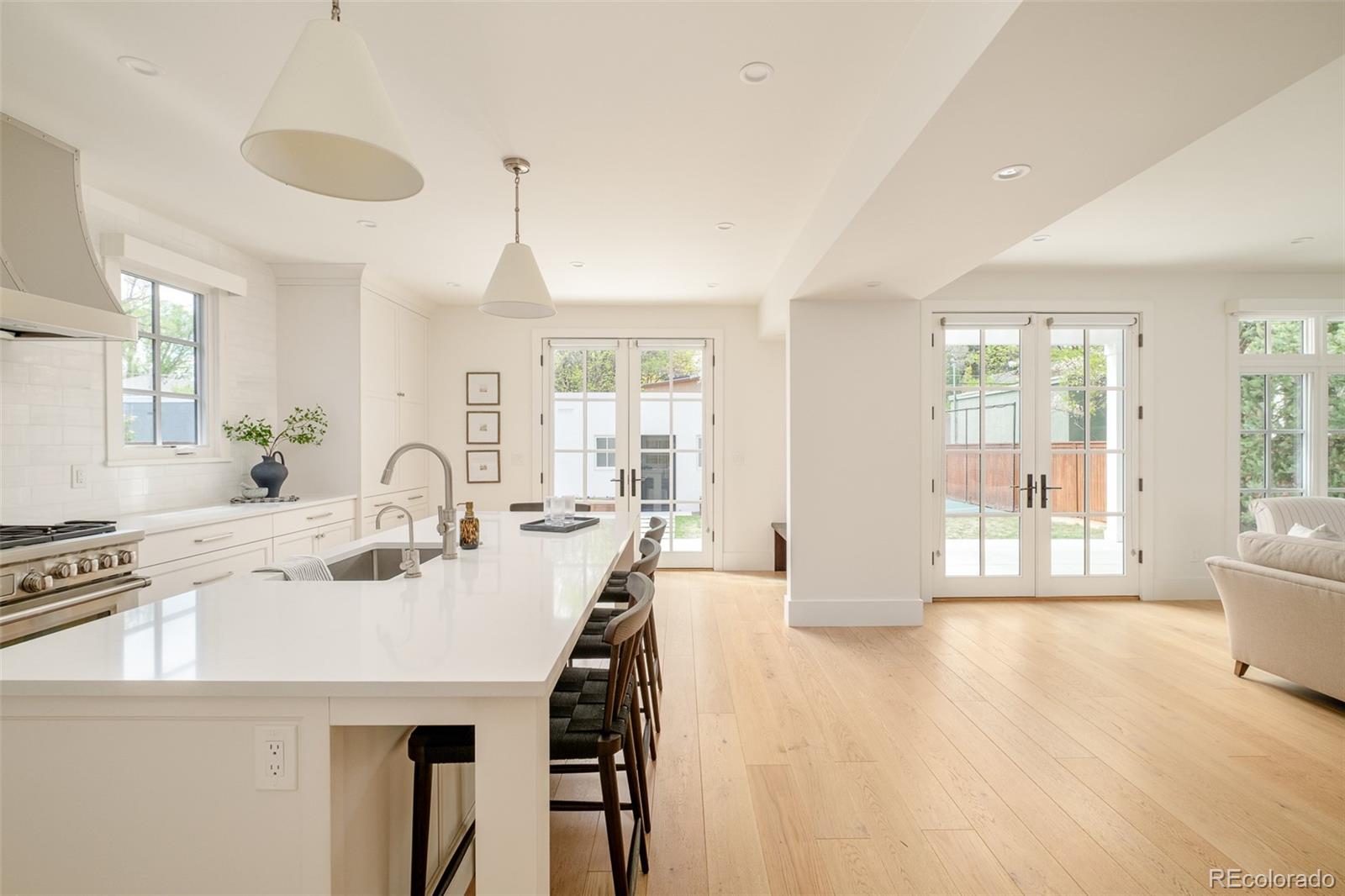 MLS Image #24 for 2467 s milwaukee street,denver, Colorado