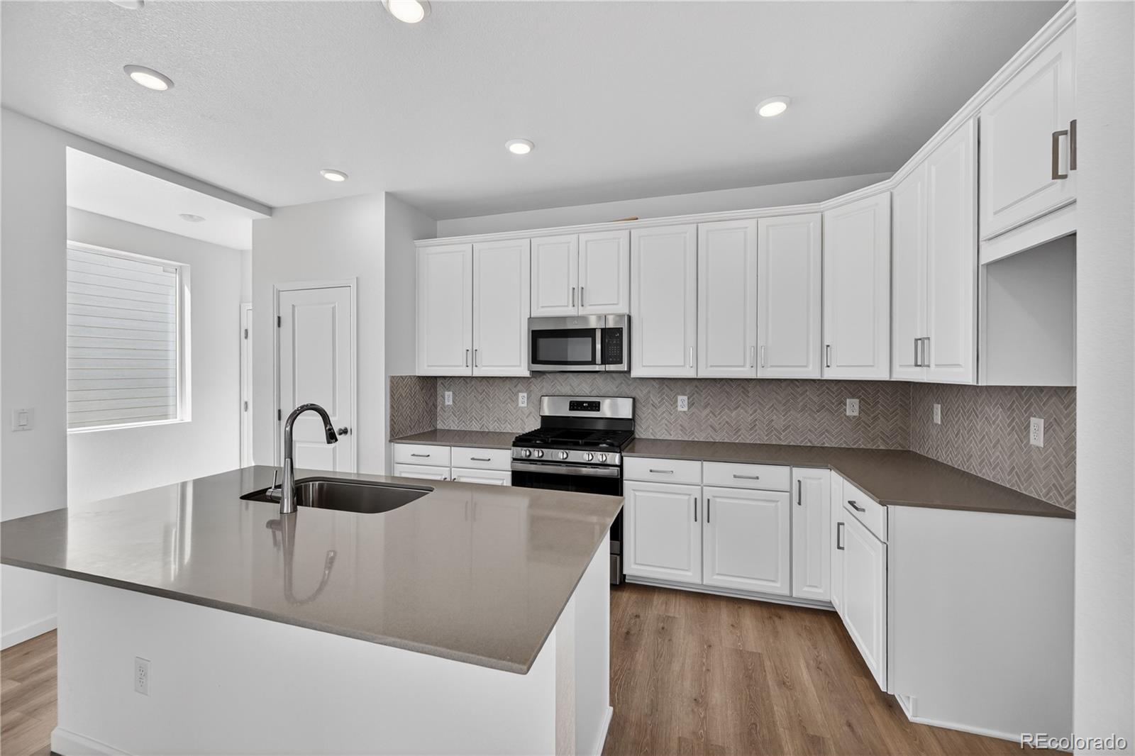 MLS Image #7 for 333 n bently street,watkins, Colorado