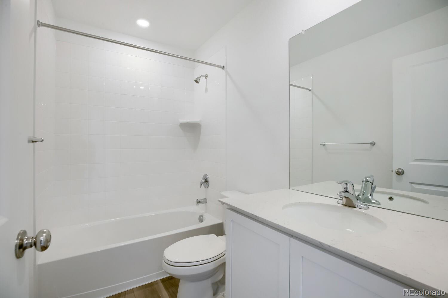 MLS Image #10 for 15243  detroit street,thornton, Colorado