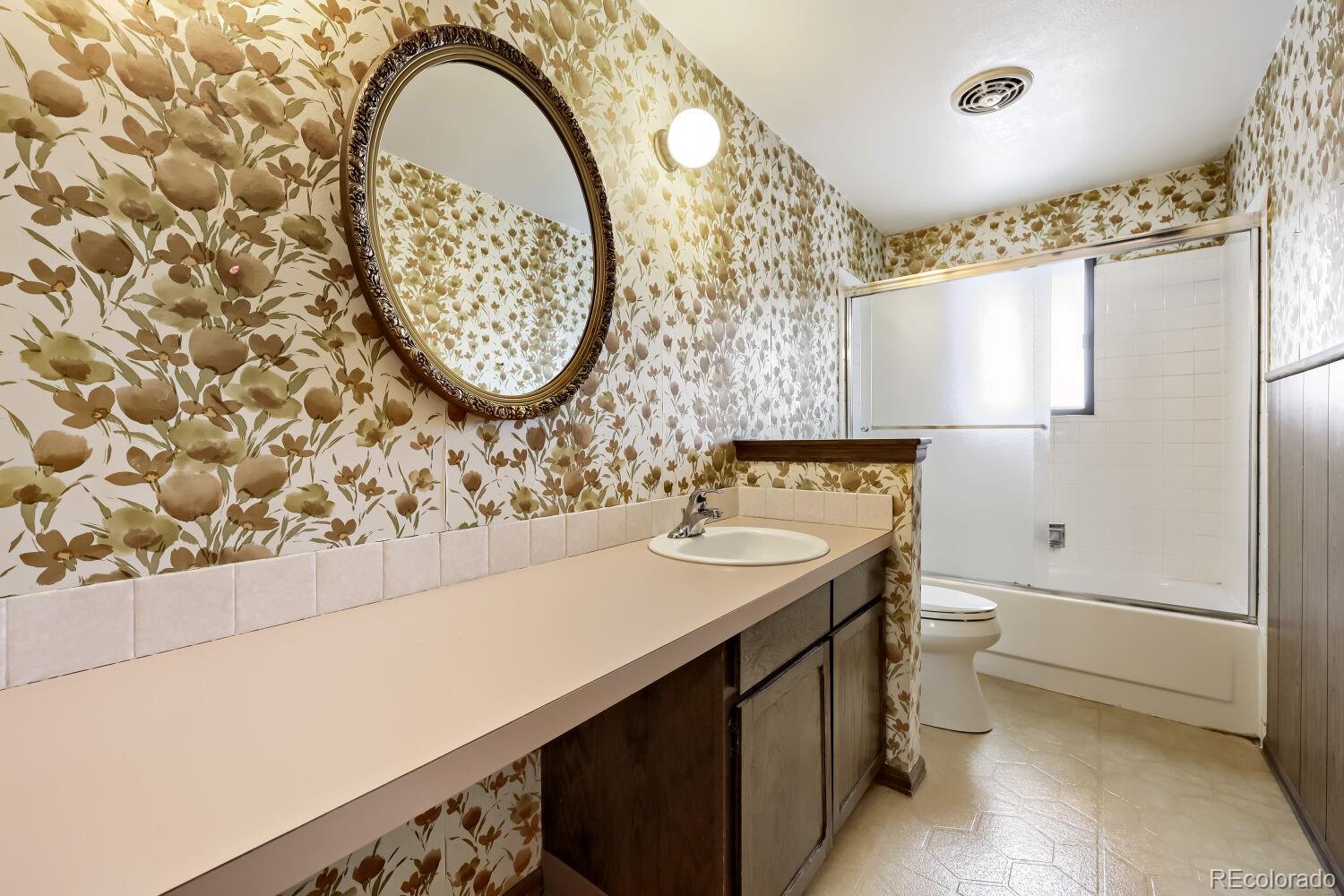 MLS Image #26 for 3500 s ivanhoe street ,denver, Colorado