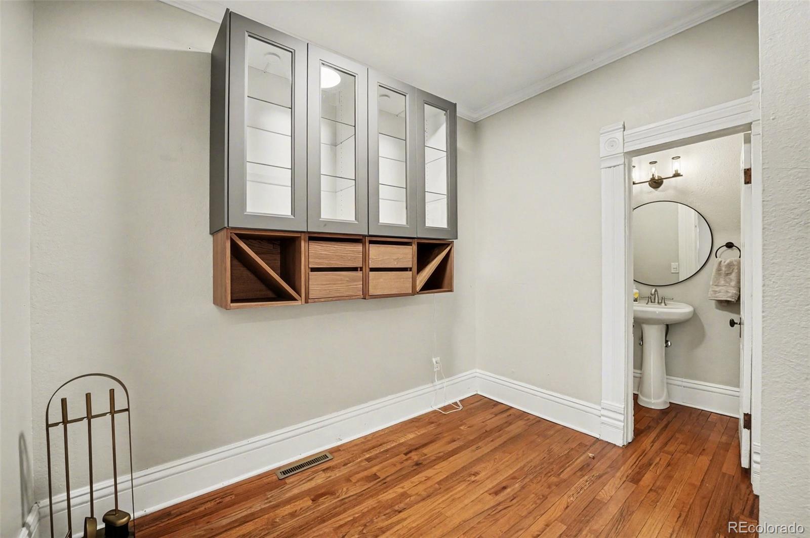 MLS Image #17 for 404 s grant street,denver, Colorado