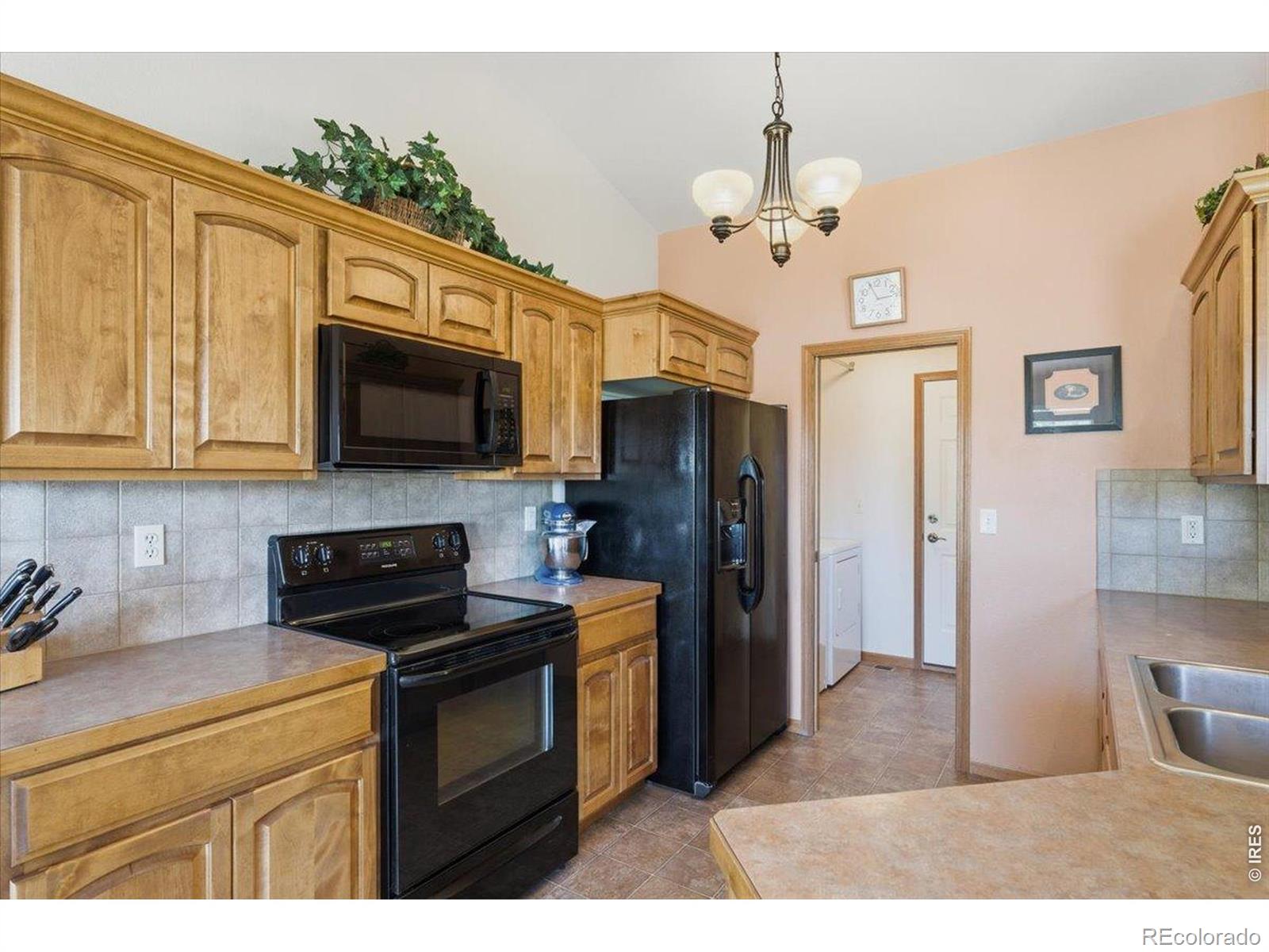 MLS Image #7 for 5060  apricot drive,loveland, Colorado