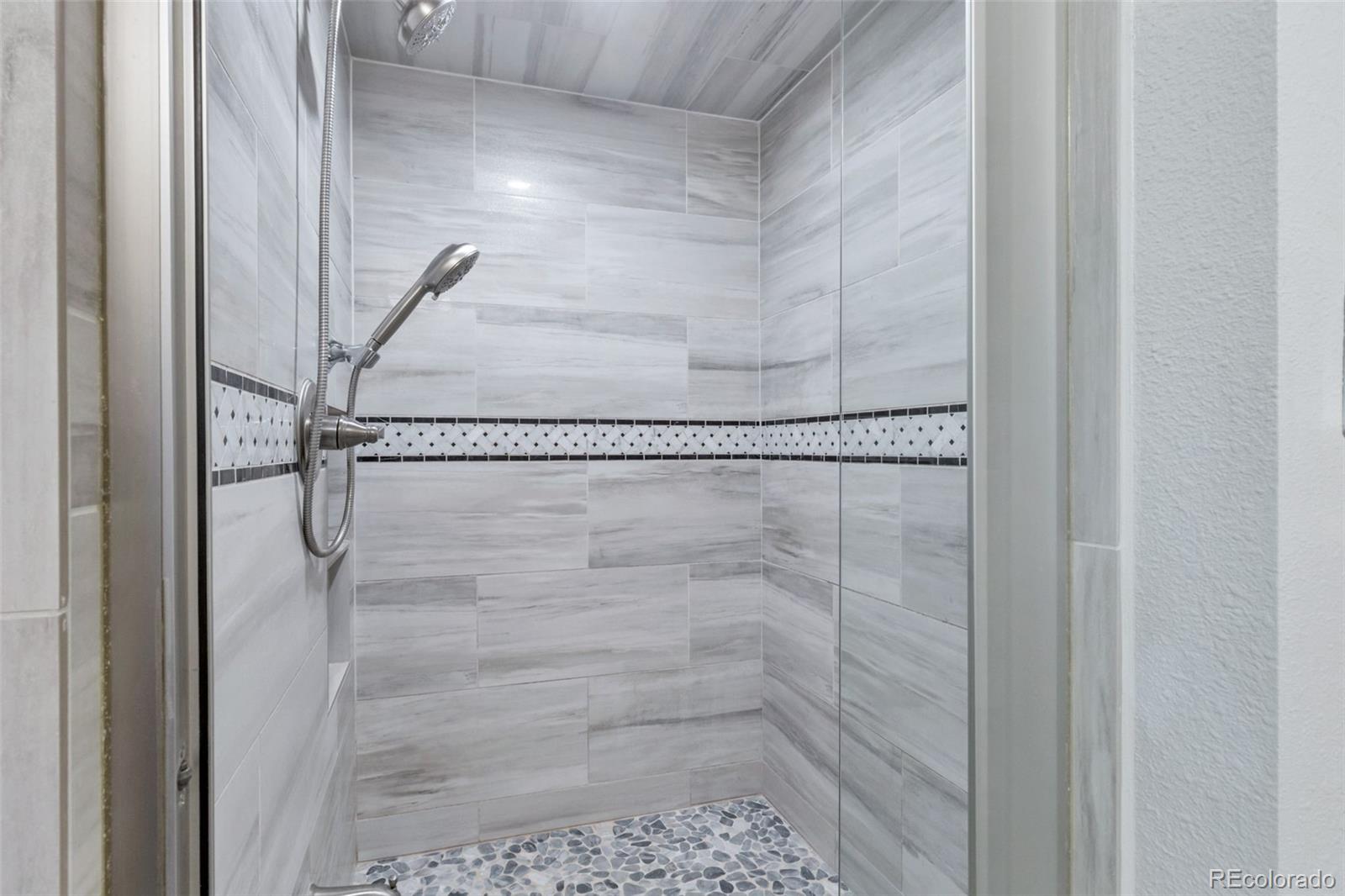 MLS Image #17 for 9424 e girard avenue,denver, Colorado