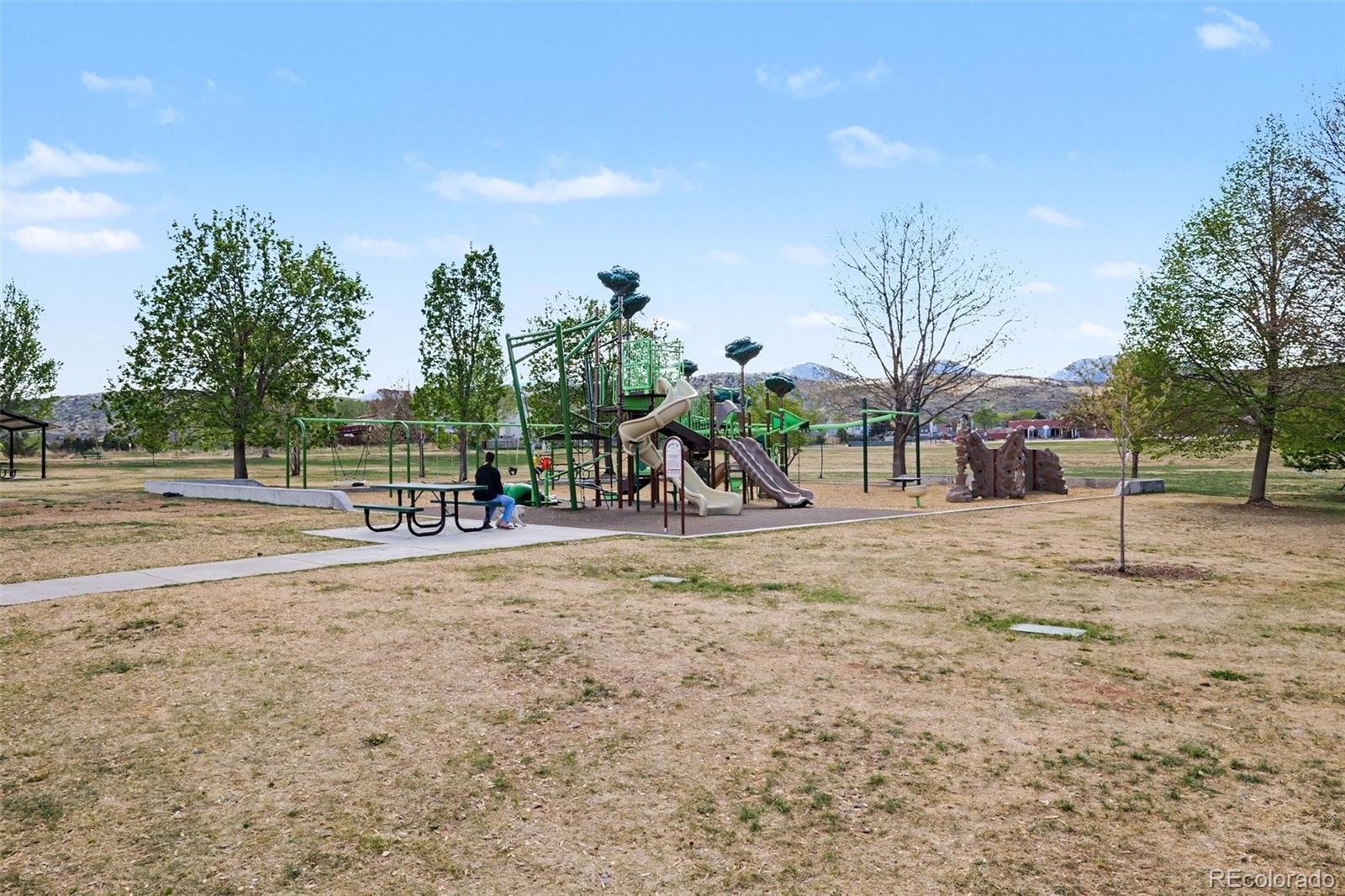MLS Image #16 for 12304 w cross drive,littleton, Colorado