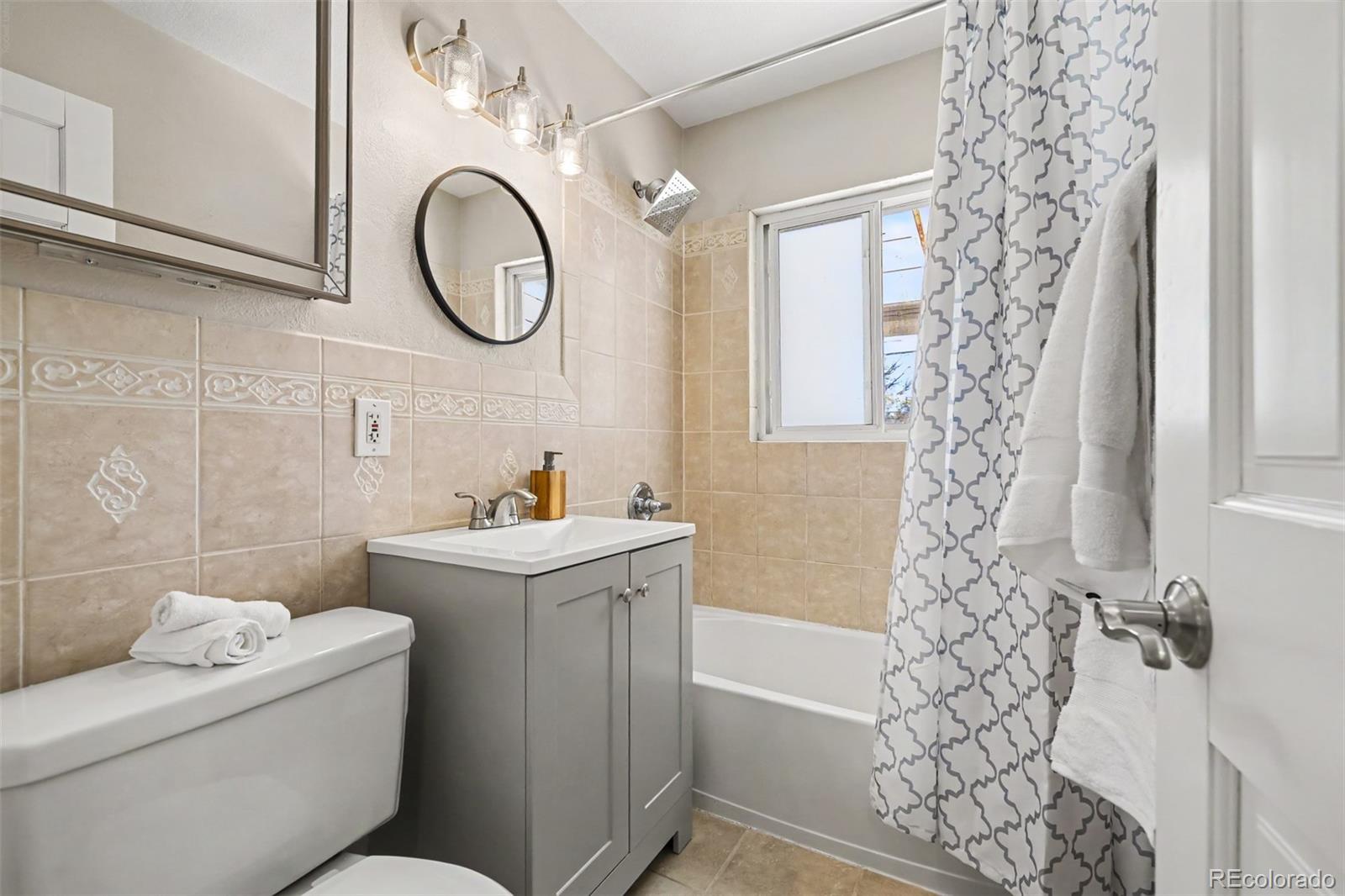 MLS Image #30 for 3041 s glencoe street,denver, Colorado