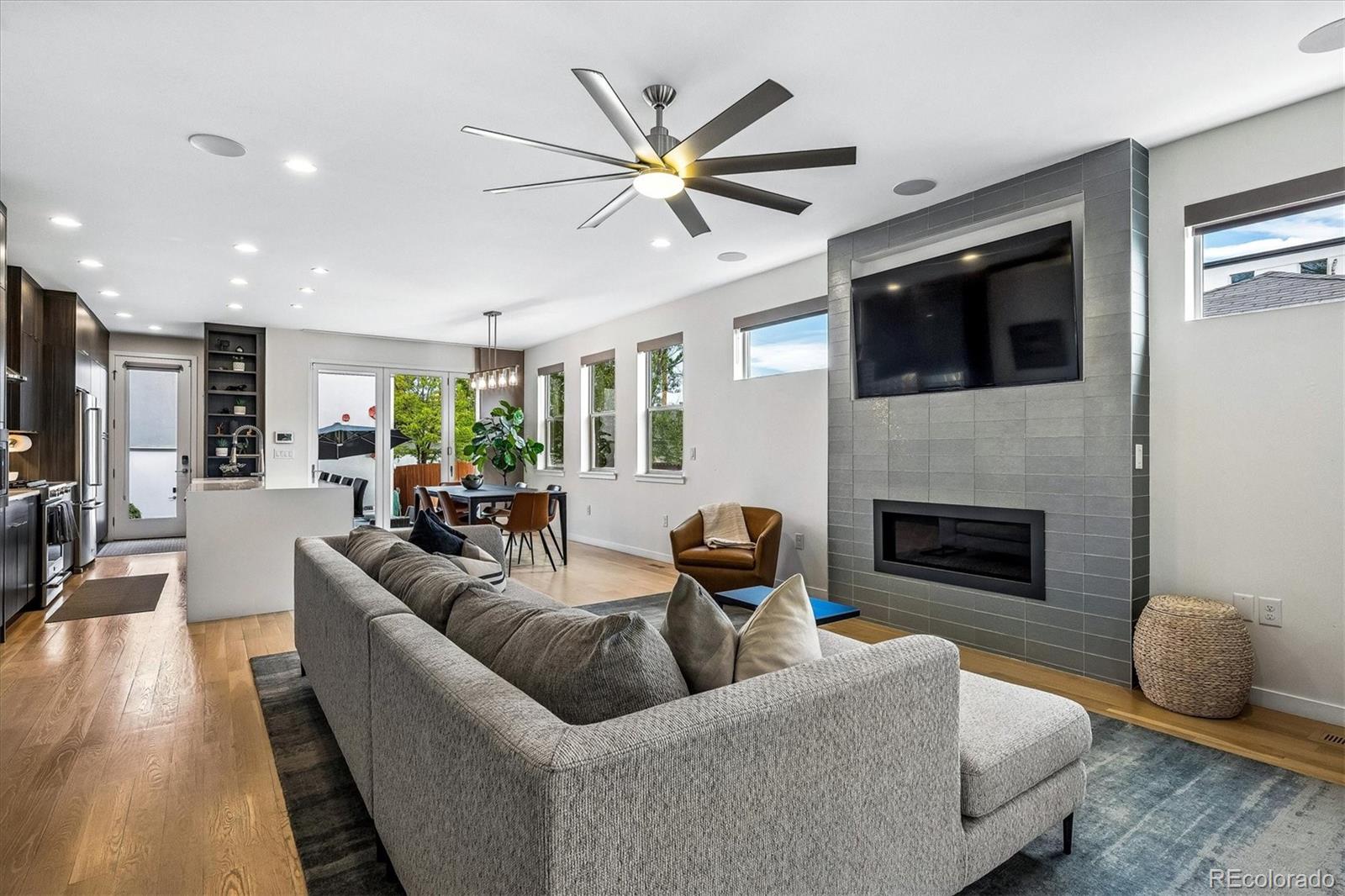 MLS Image #3 for 827  eudora street ,denver, Colorado