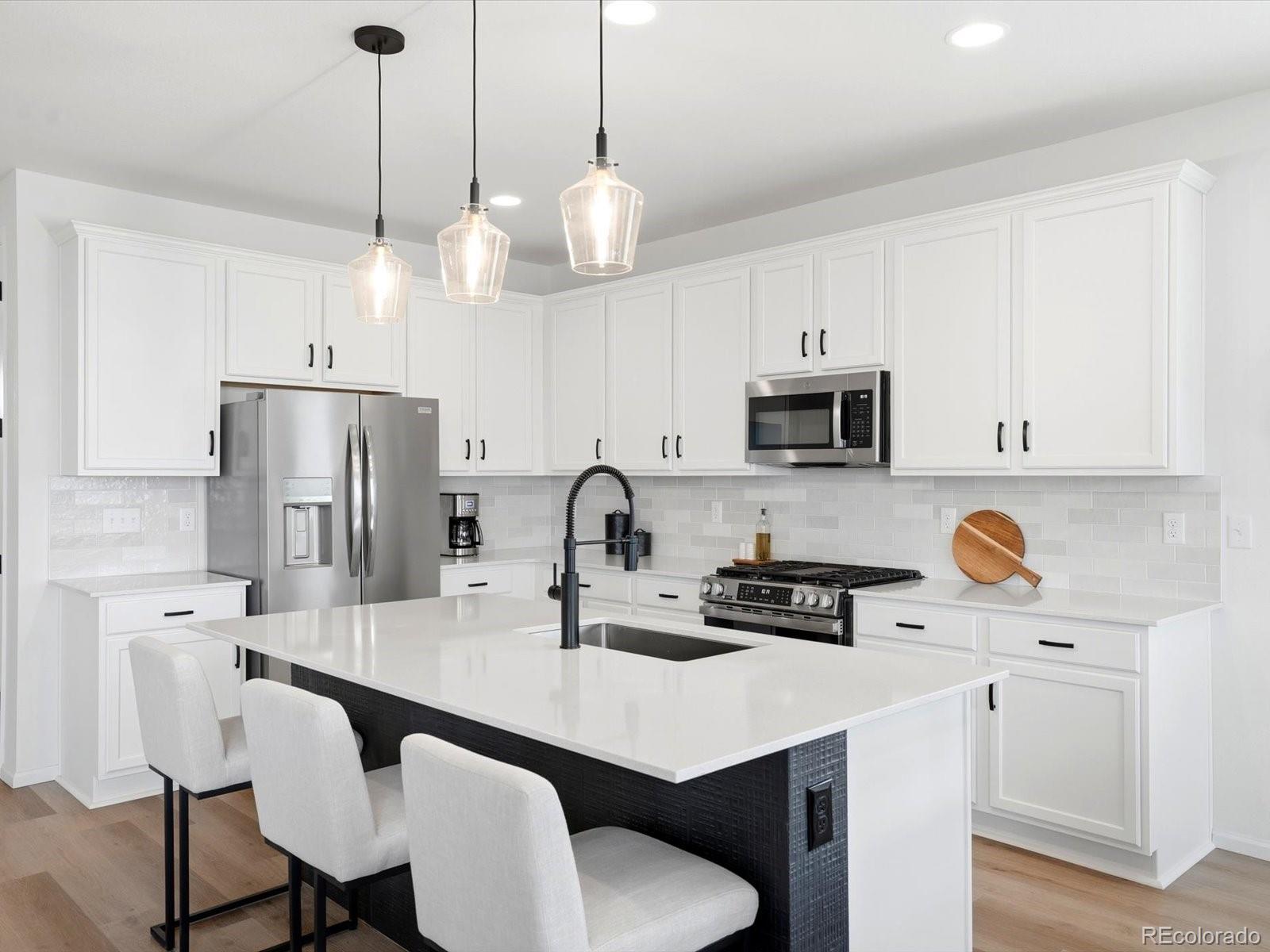 MLS Image #4 for 872  goodrich peak street,erie, Colorado