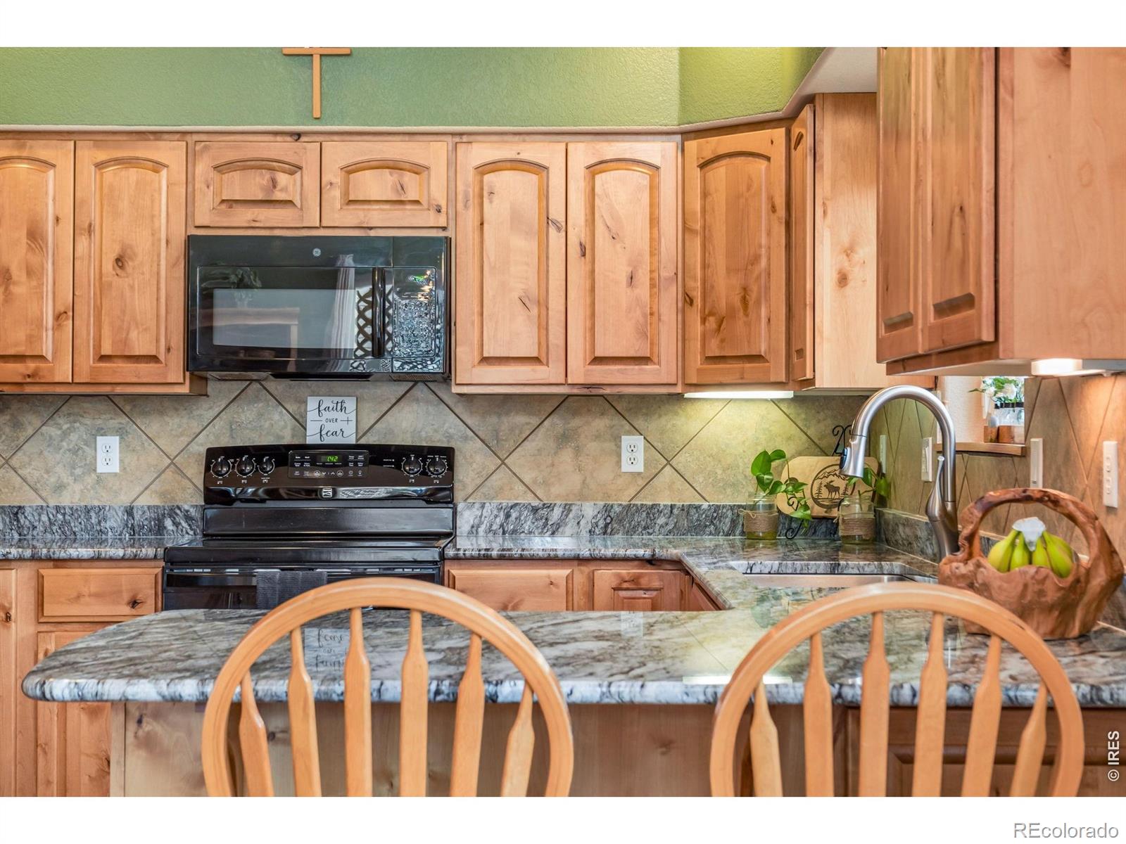 MLS Image #10 for 401  hickory lane,johnstown, Colorado