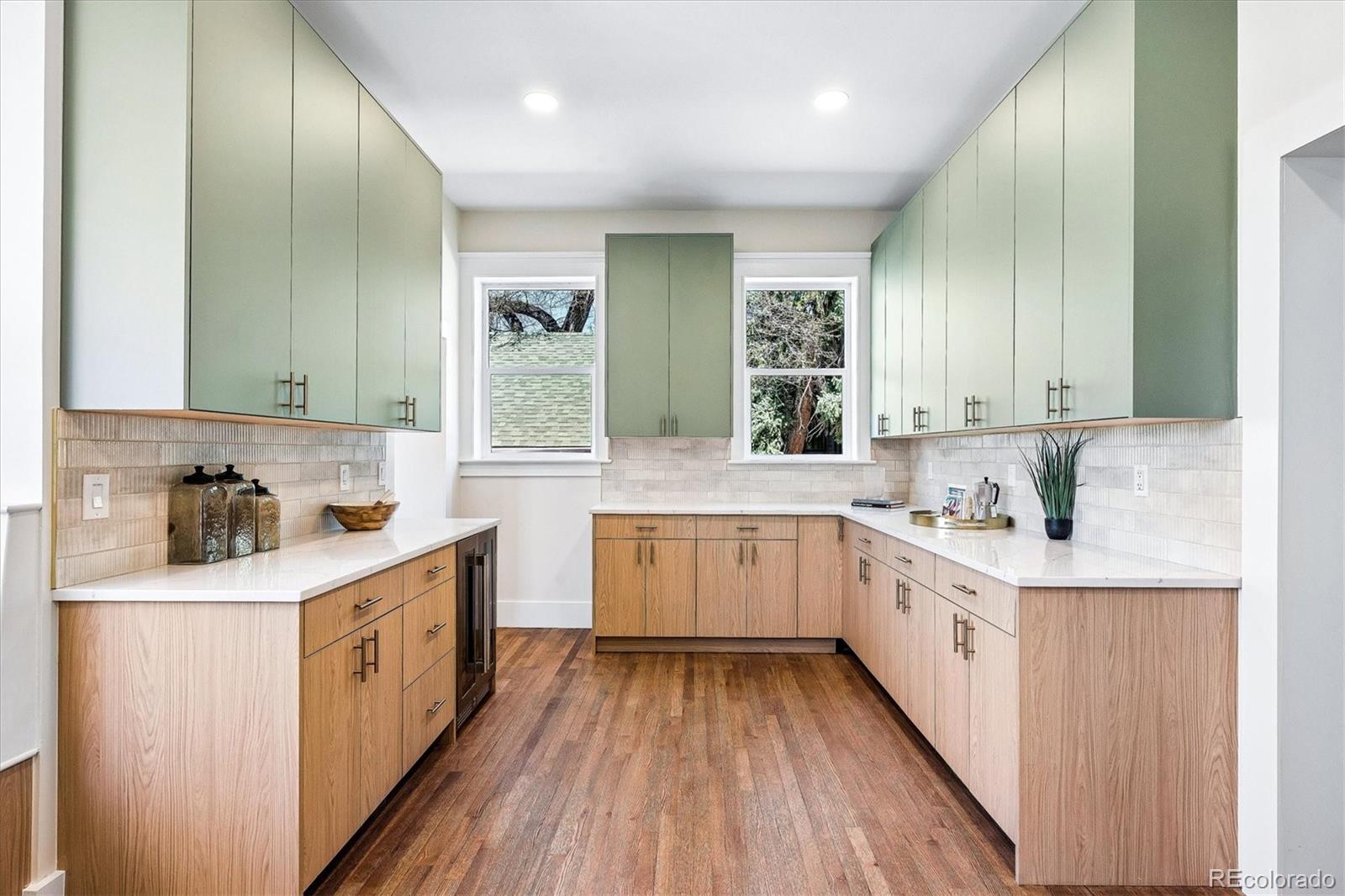 MLS Image #17 for 1317  birch street,denver, Colorado