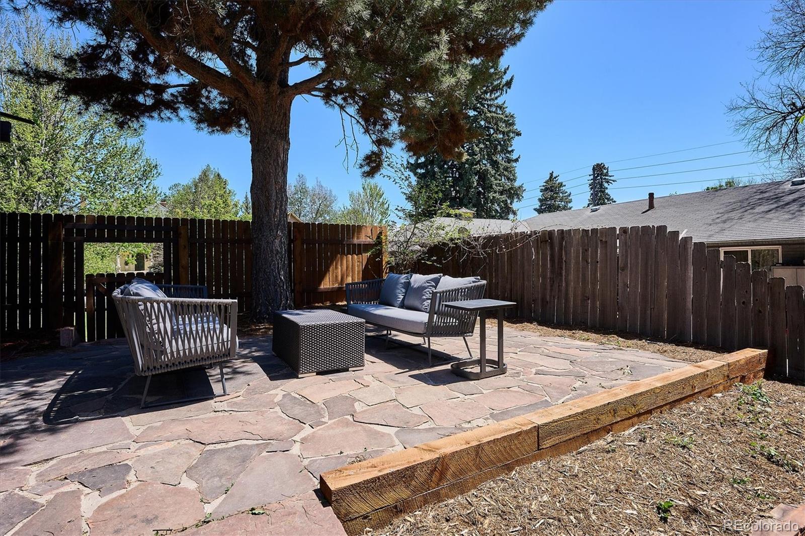 MLS Image #39 for 1317  birch street,denver, Colorado