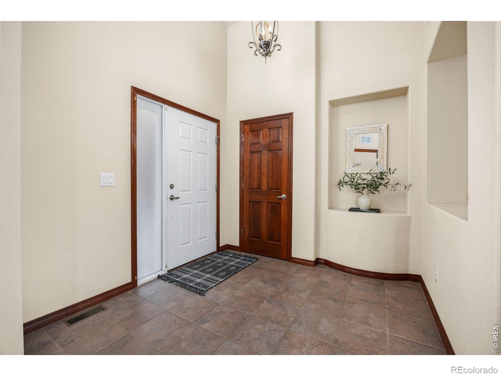 MLS Image #8 for 1513  cannon mountain drive,longmont, Colorado