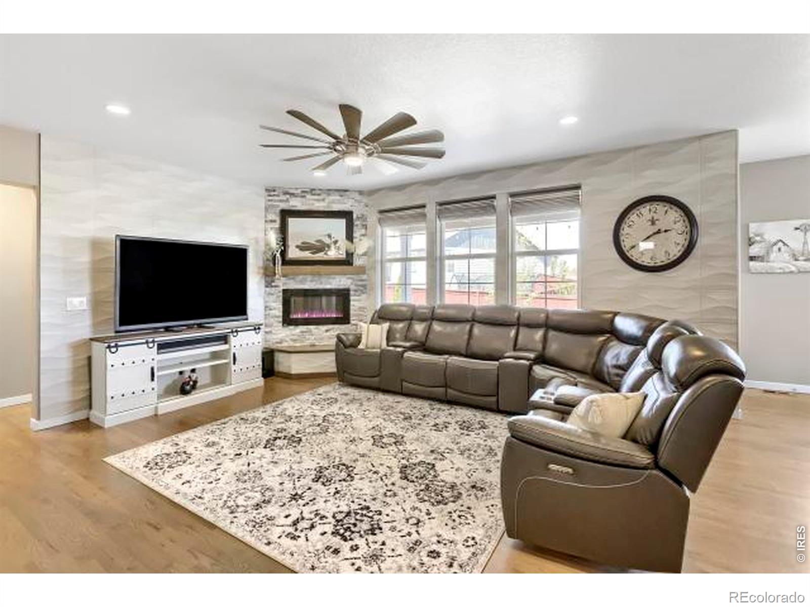 MLS Image #3 for 2169  day spring drive,windsor, Colorado
