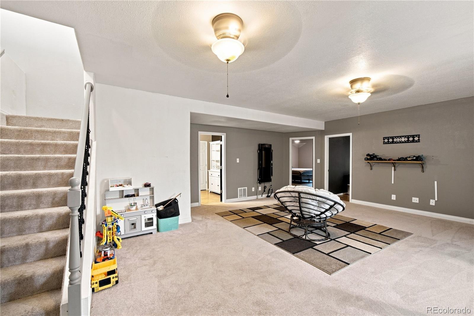 MLS Image #18 for 692 s aguilar drive,pueblo west, Colorado