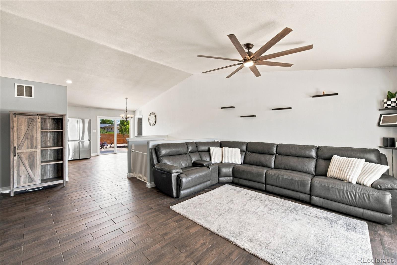 MLS Image #8 for 692 s aguilar drive,pueblo west, Colorado