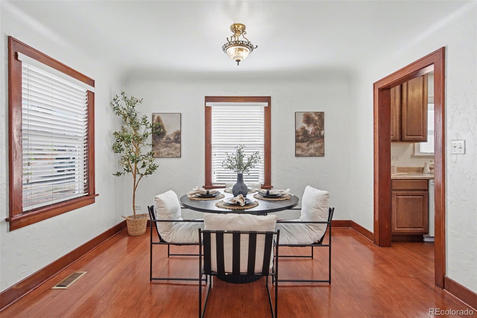 MLS Image #15 for 1015 e moreno avenue,colorado springs, Colorado